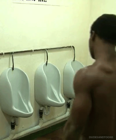 cristianoinspiredfakes:  Now that is how to pee