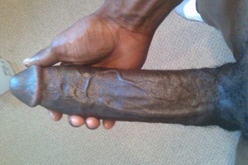 cakesnthighs:  THATS A BIG STICK!! LOVELY!! FOR MORE OF THIS FOLLOW ME AT http://cakesnthighs.tumblr.com/archive