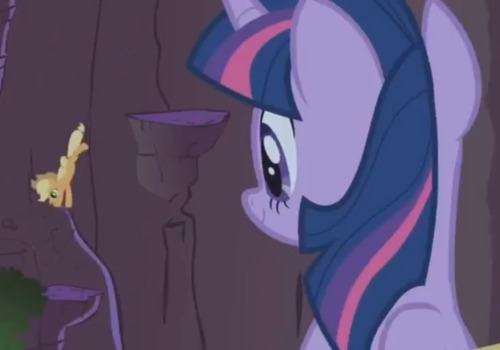 S1 Ep2 Is Just Twilight Falling In Love With The Ponies She Knows For Like 10 Minutes
