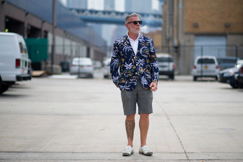 12pieces:  NICK WOOSTER ! The stylish fashion Icon Nick Wooster sign on to retailer Atrium .- The new partnership with the owner of Atrium - Sam Ben-Avraham, applies to Atrium’s New York stores on Flatbush Avenue in Brooklyn and Broadway in Manhattan’s