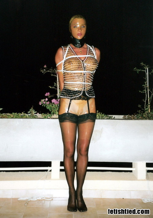 http://artofbondage.tumblr.com/post/65046242183