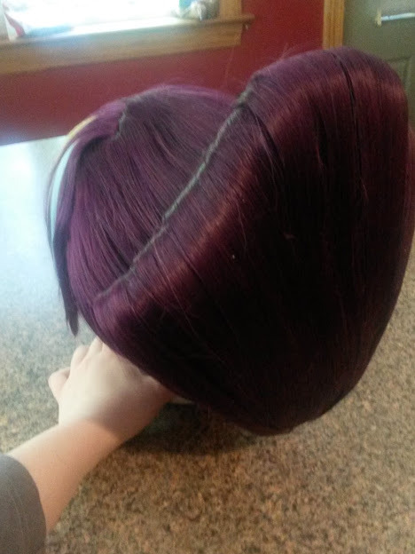 Wig commission of Daru Dayu from Show by Rock!! Base is a Jeannie in Plum from Arda wigs.