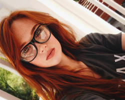 redhead-leah:Reblog if you wanna get my EXCLUSIVE