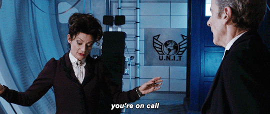 justseeeeeme:Who else but the girlwho’s got your number? Whoops!