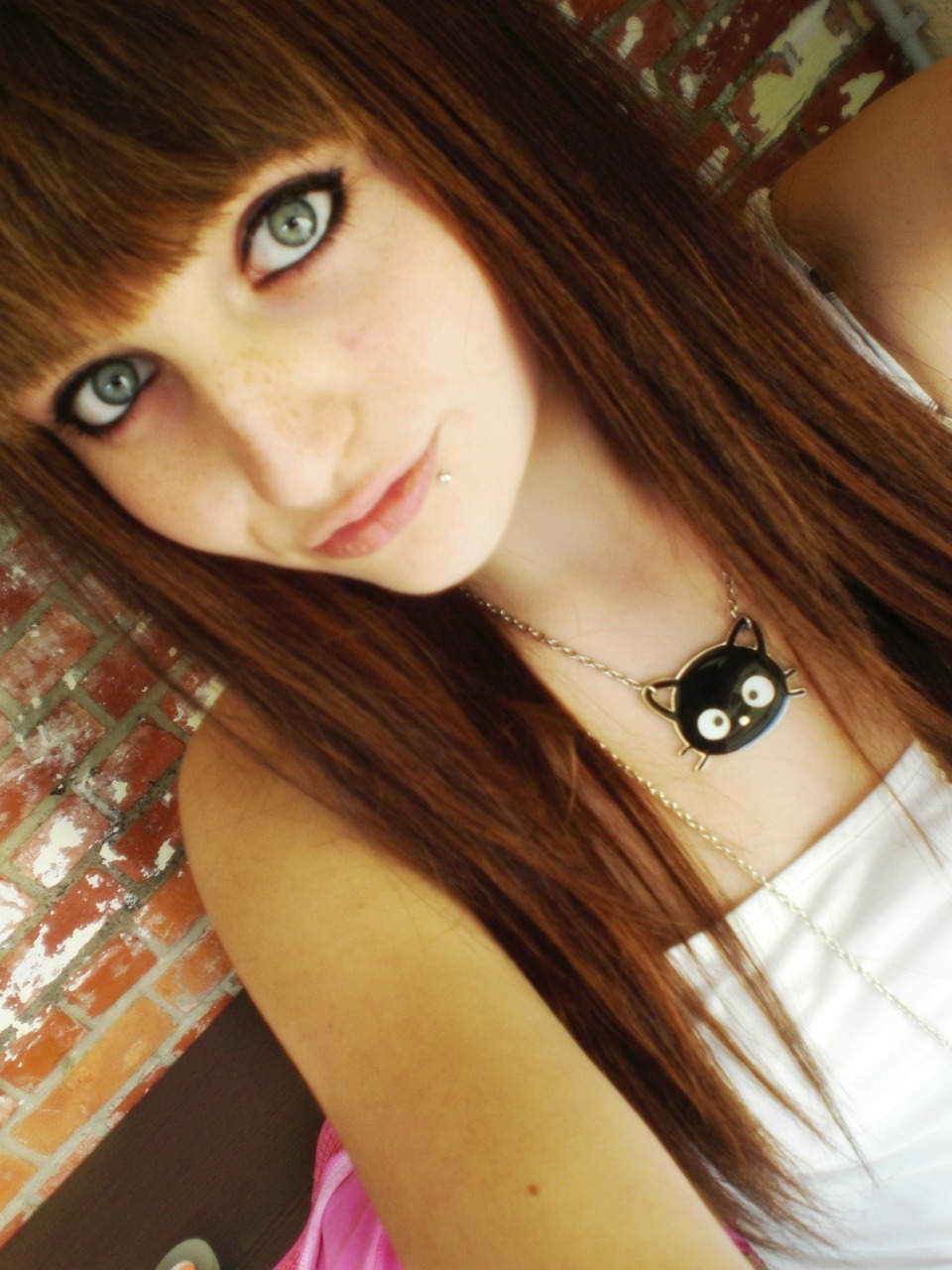 masterblaze:  Is it just me or are emo girls a huge turn on 