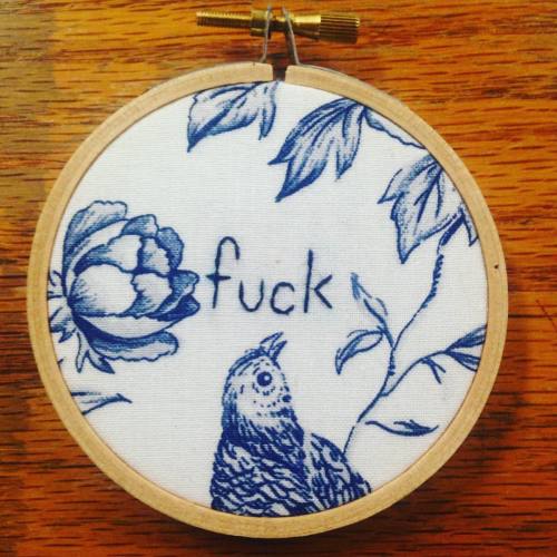 lesbianspiderqueen: Commissioned 3&quot; hoop! I’m in love with the rude birds that I&rsqu