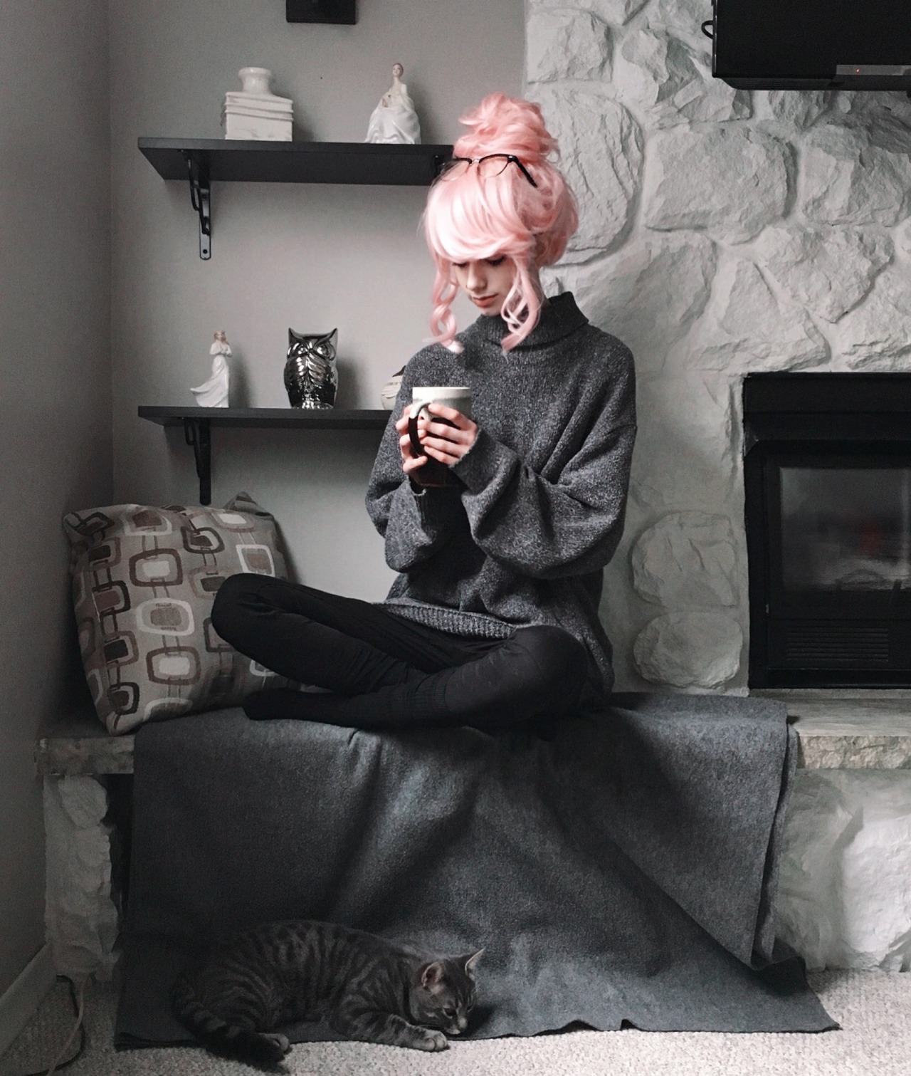 ill-eat-your-heart-out:  Coffee time 