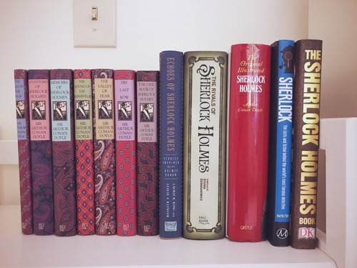 the-junkie-and-his-doctor: my sherlock holmes library