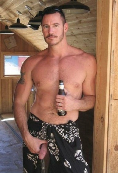 nicenakedmen:  ☆ Nice Naked Men : http://nicenakedmen.tumblr.com/archive☆