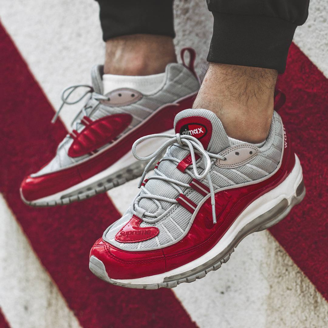 Supreme x Nike Air Max 98 - Varsity Red 