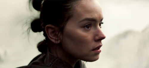 rogueone:Darkness rises, and the light to meet it.