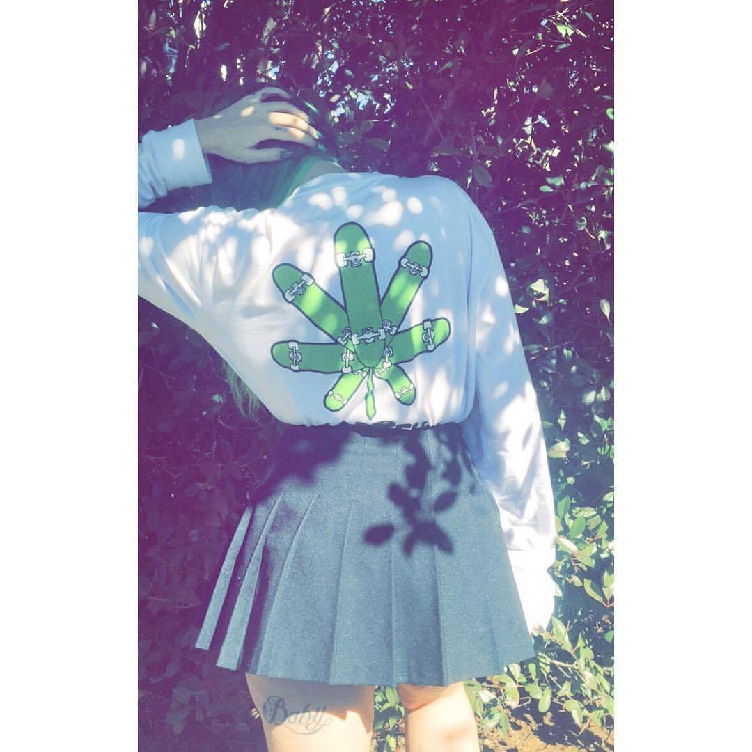 You can be a positive person but beware the bad still! Stay high and stay weary 💚💨✌🏻️