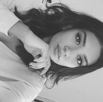 pakeeztani:  brownskinhoe:natural hair  whatthe fuck