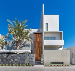 designismymuse: Amwaj Villa a contemporary home in Bahrain by Moriq (via contemporist) view more contemporary homes: here, by using designismymuse’s search on the main page.