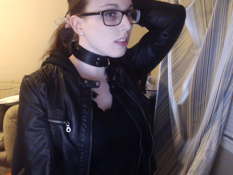 lil-uni:  I love this jacket and fingerless gloves make me feel like a badass