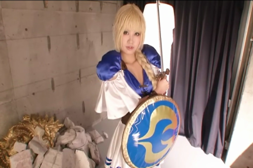 Cosplay Bikini Armor VIDEO - https://www.facebook.com/photo.php?v=493739154024128 MORE Videos Here - http://tinyurl.com/lmvdbo2