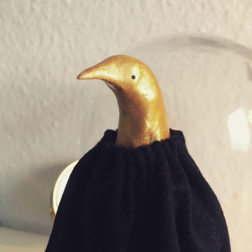 Oro. * * #doll #artdoll #bird #gold #oro #golden #goldengoose #puppet #toy #handmade