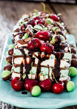 do-not-touch-my-food:  Chocolate Mint and Cherry Ice Dream Cake