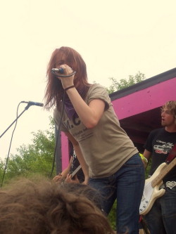 saremo-invincibili:Hayley Williams: Onstage 2005-2014