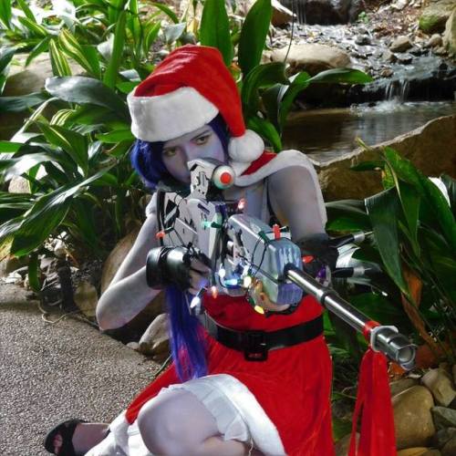 For a Christmas meet I did my own take on a Christmas Widowmaker.