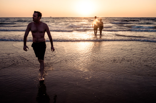 roy-rozanski-photography:  Tel Aviv, Israel © Roy Rozanski 2015 Fujifilm X-T1 Tumblr / Flickr