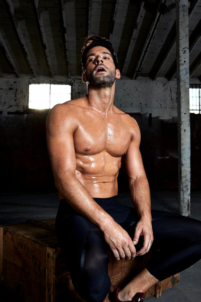 Tom Ellis by Leslie Alejandro for Men’s Health Magazine (2019)