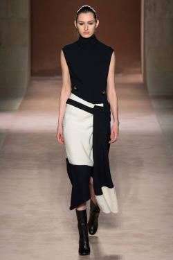 fagunt:  Victoria Beckham autumn/winter 2015