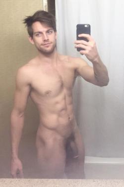 sexynekkidmen:  julstory:  Tayte’s last selfie  &ldquo;Thank you&rdquo; to my great followers and everyone who posts and reblogs terrific pics of gorgeous guys on Tumblr. Follow Sexy Nekkid Men for a hot load of guys every day.  More than 15,000