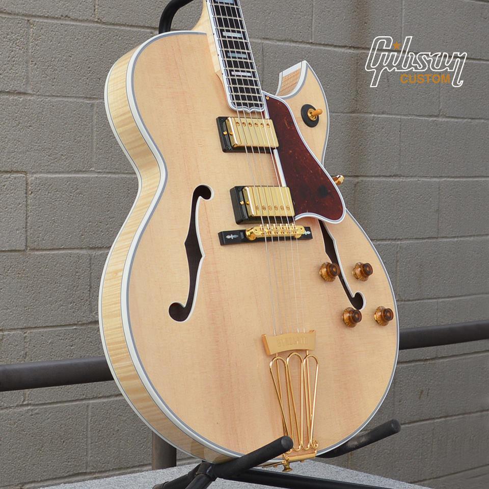 Byrdland Florentine (in Natural) from Gibson Custom