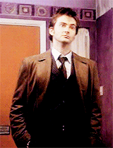 oswaldoswin:  doctor who meme: seven outfits [7/7] → Doctor’s outfits 