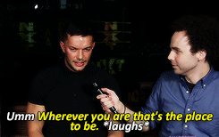 sethhowllins:  The Difference between a Cinnamon Roll and a Sinnamon Roll?