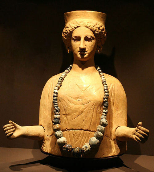 worldhistoryfacts:Statue of the Carthaginian goddess Tanit, 5th-3rd century CE, found in Ibiza. She 