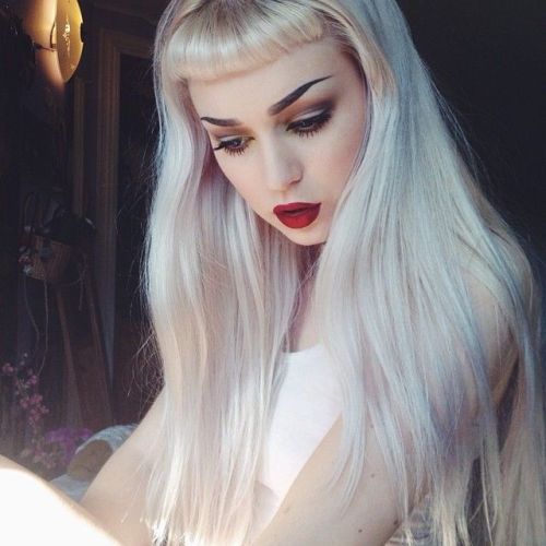 hairchalk:White + Blonde hair color combo