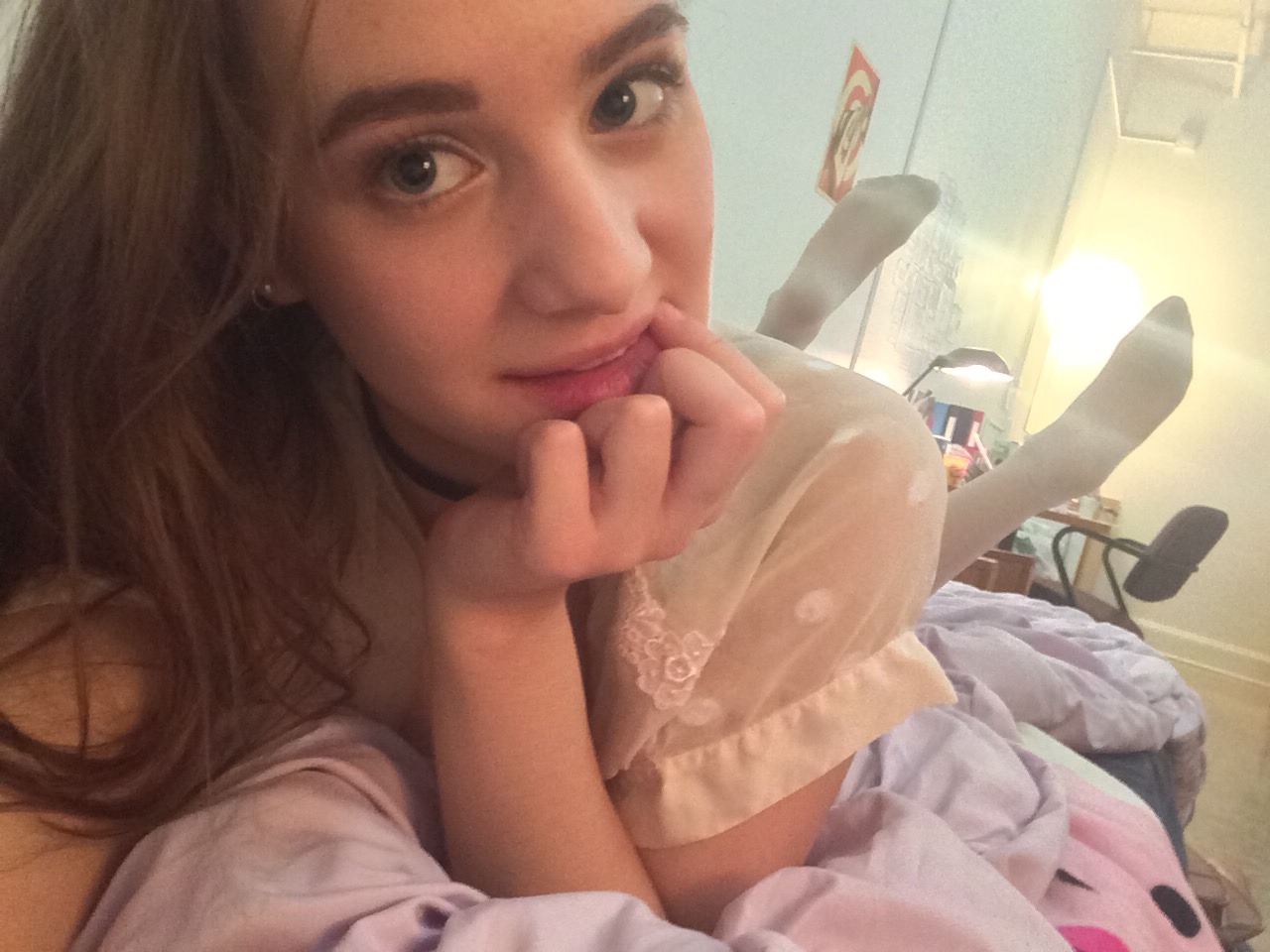 dolliechild:  def. of “all dressed up and no where to go” 