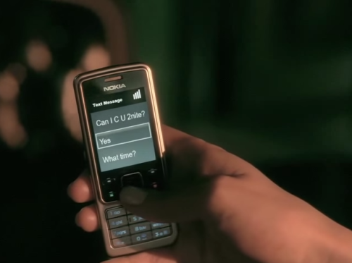 albertojamon:aesthetic: showing off the hottest phones in 2007 pop music videos