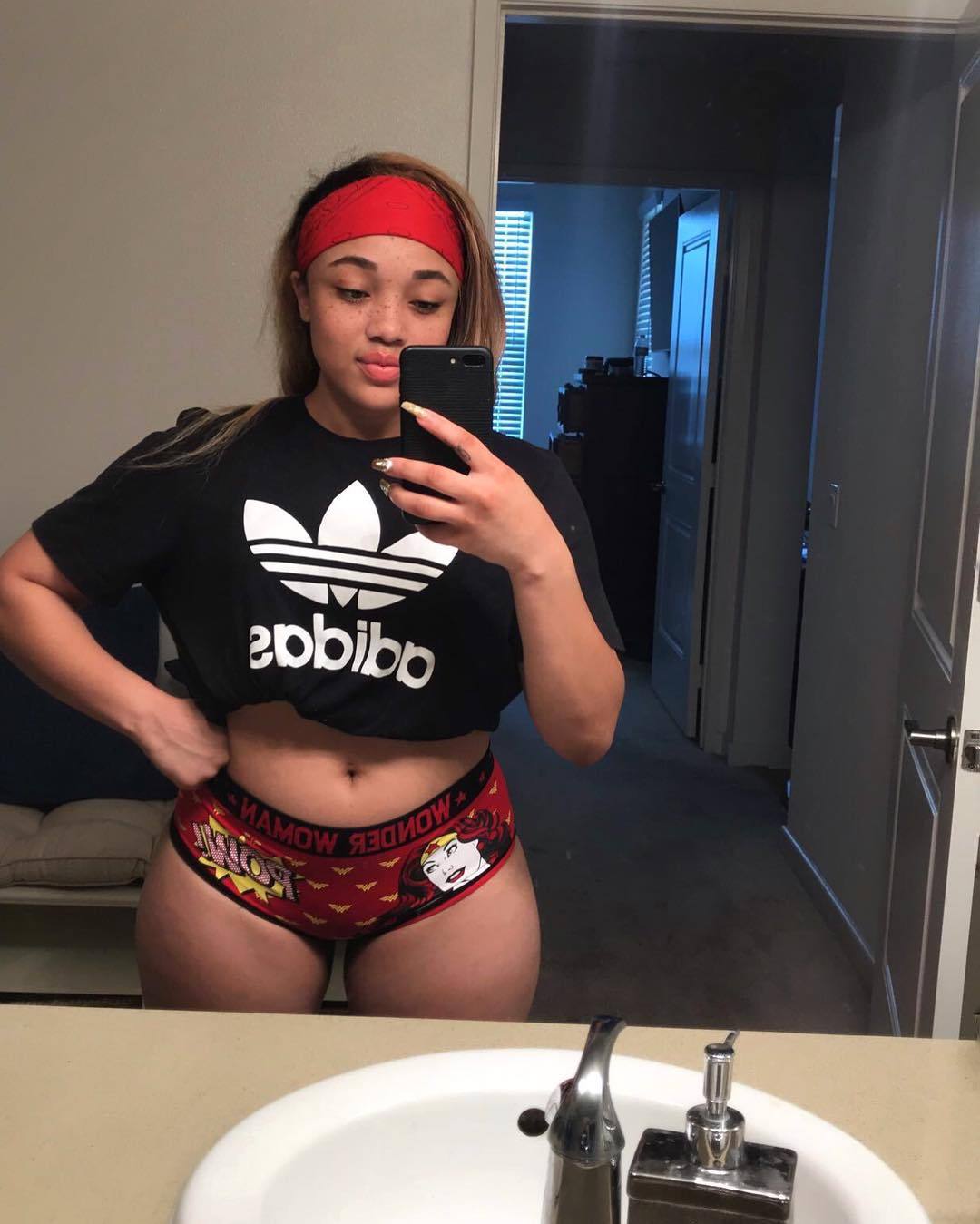 internetbaddies:Cocaine Lorraine