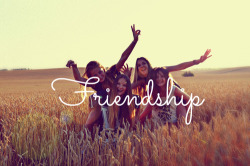 teenagepics:  If you’re a teen you must follow this blog. 