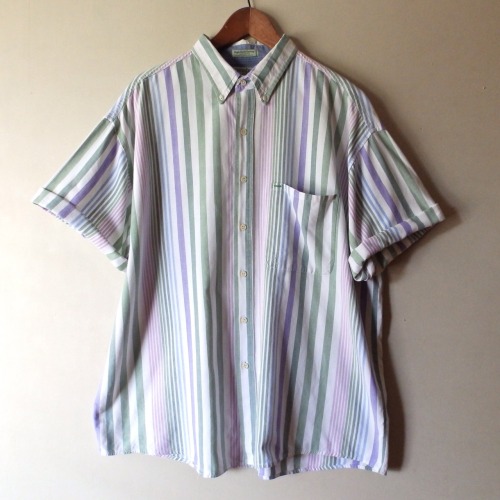 littlevisionsthrift: Vintage Pastel Striped Button Down. Size XL LittleVisionsThrift.etsy.com