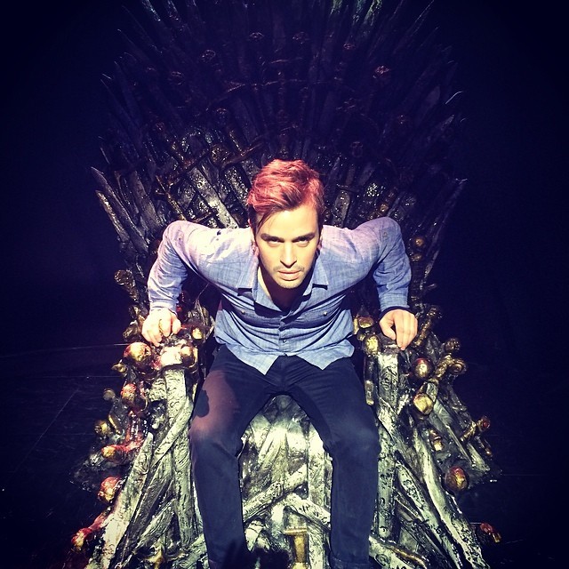 Playing king at the #hbo #gameofthrones exhibit at SXSW. Thanks to @eloew