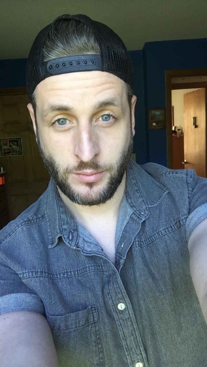 paulslabyrinth:  My stupid face 😶