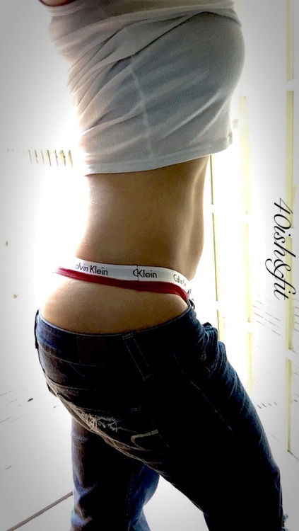 40ishandfit:Lady hump