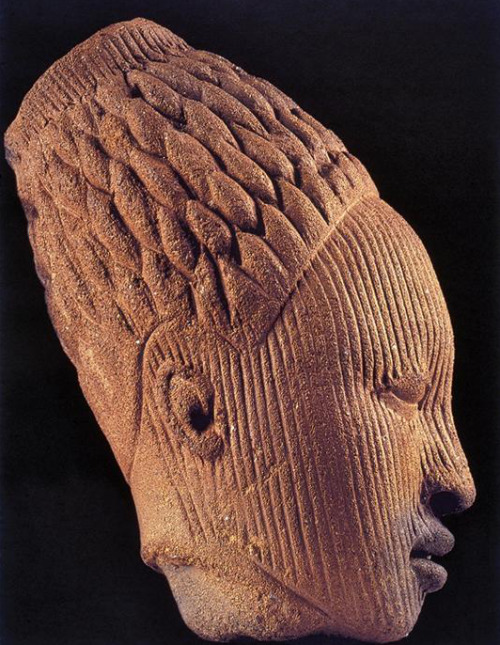 Small woman&rsquo;s head 12th-15th c. Nigeria