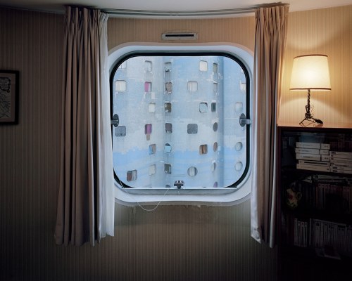 mymodernmet:Modern Paris Seen Through Retro Porthole Windows of ‘Tours Aillaud’ High-Rises