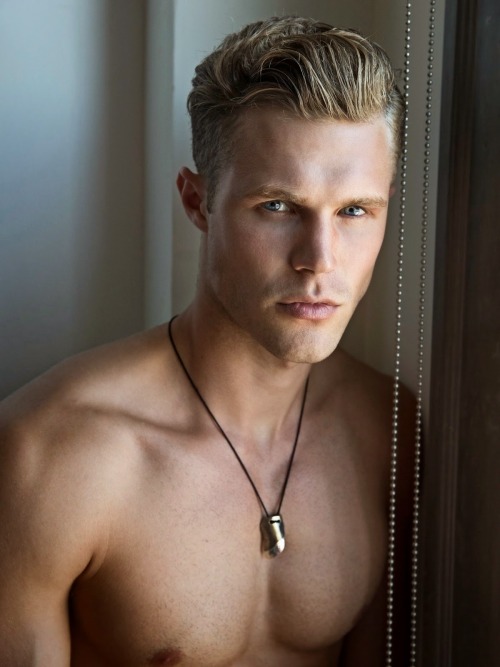 handsomeandblonde:  Brett Kallio