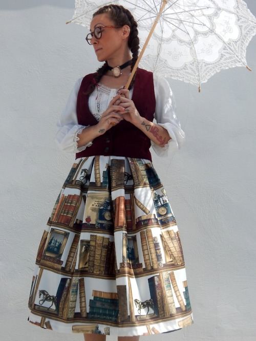 glitterkitty4ever: sosuperawesome: Books Retro Full Skirt La Cocotte on Etsy See our #Etsy or #Books