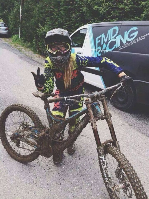 marinaferrari:  Bike, girl, mud and rock n roll