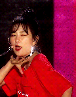 seulgi  +  bad boy @ the 2018 dream concertrequested by anonymous! 