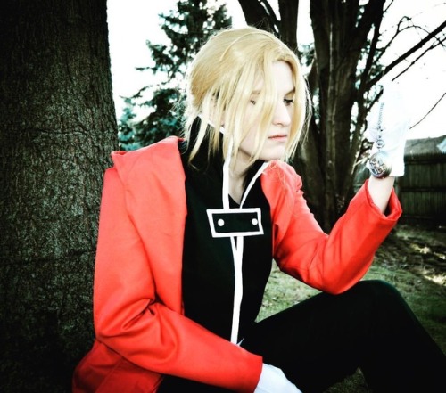 Don&rsquo;t forget 3rd of October happy Fullmetal Alcamist Day! I really should cosplay ed again it 