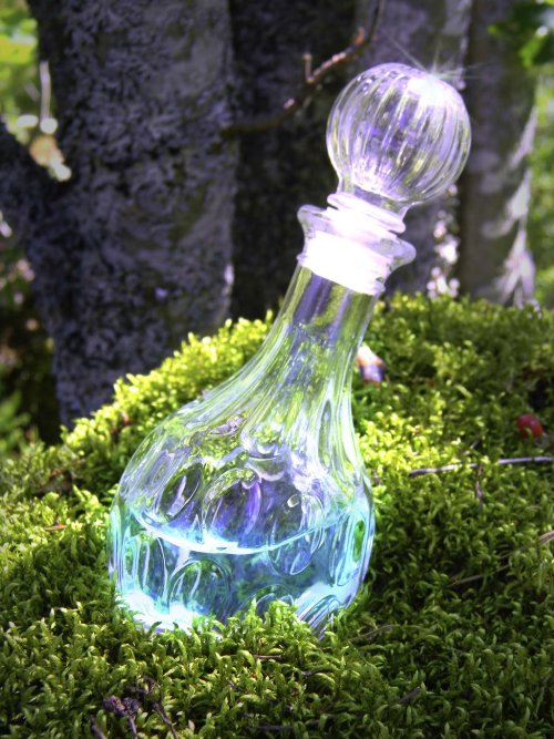 ashendecay:Bottled Magic by Floreina