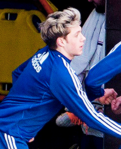 swiftclass:  Niall playing football this week (?) 